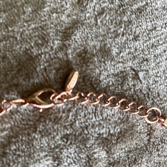 NWOT Vienneta RoseGoldtone Geo necklace w/amber colored stones & Rhinestones - Picture 4 of 7